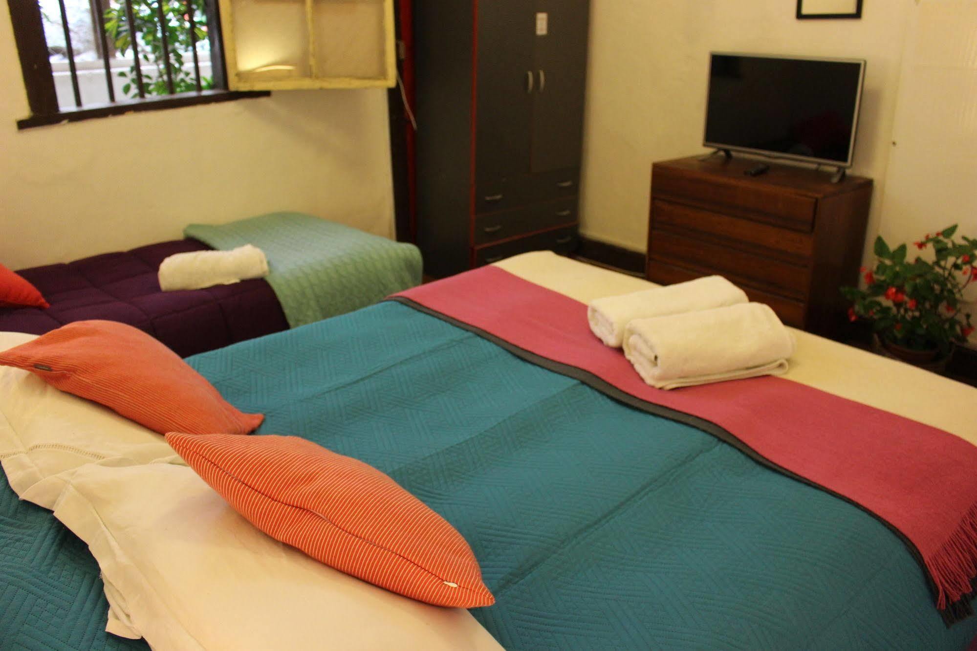 Casa Volante Hostal فالبارايسو المظهر الخارجي الصورة