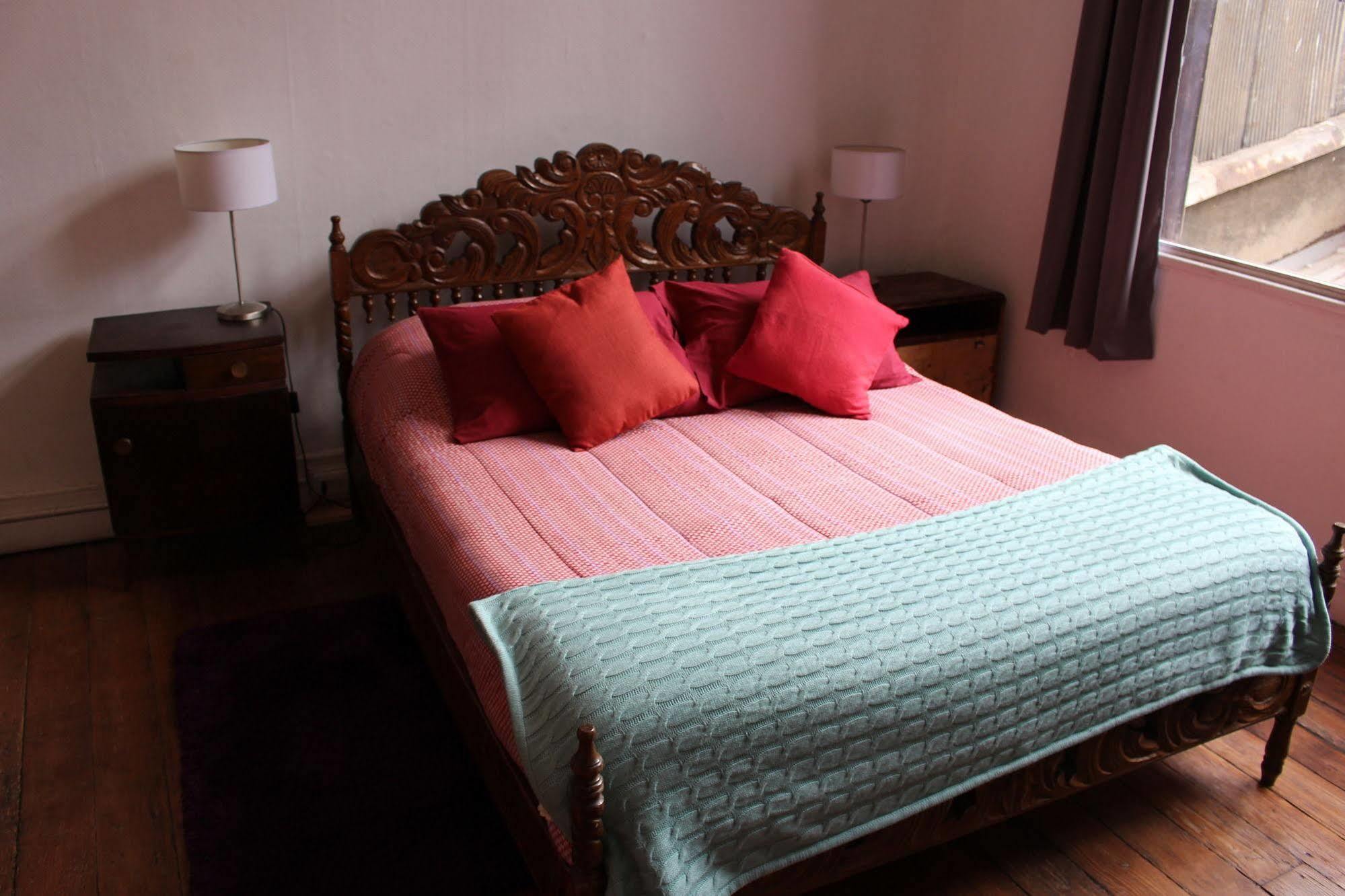 Casa Volante Hostal فالبارايسو المظهر الخارجي الصورة