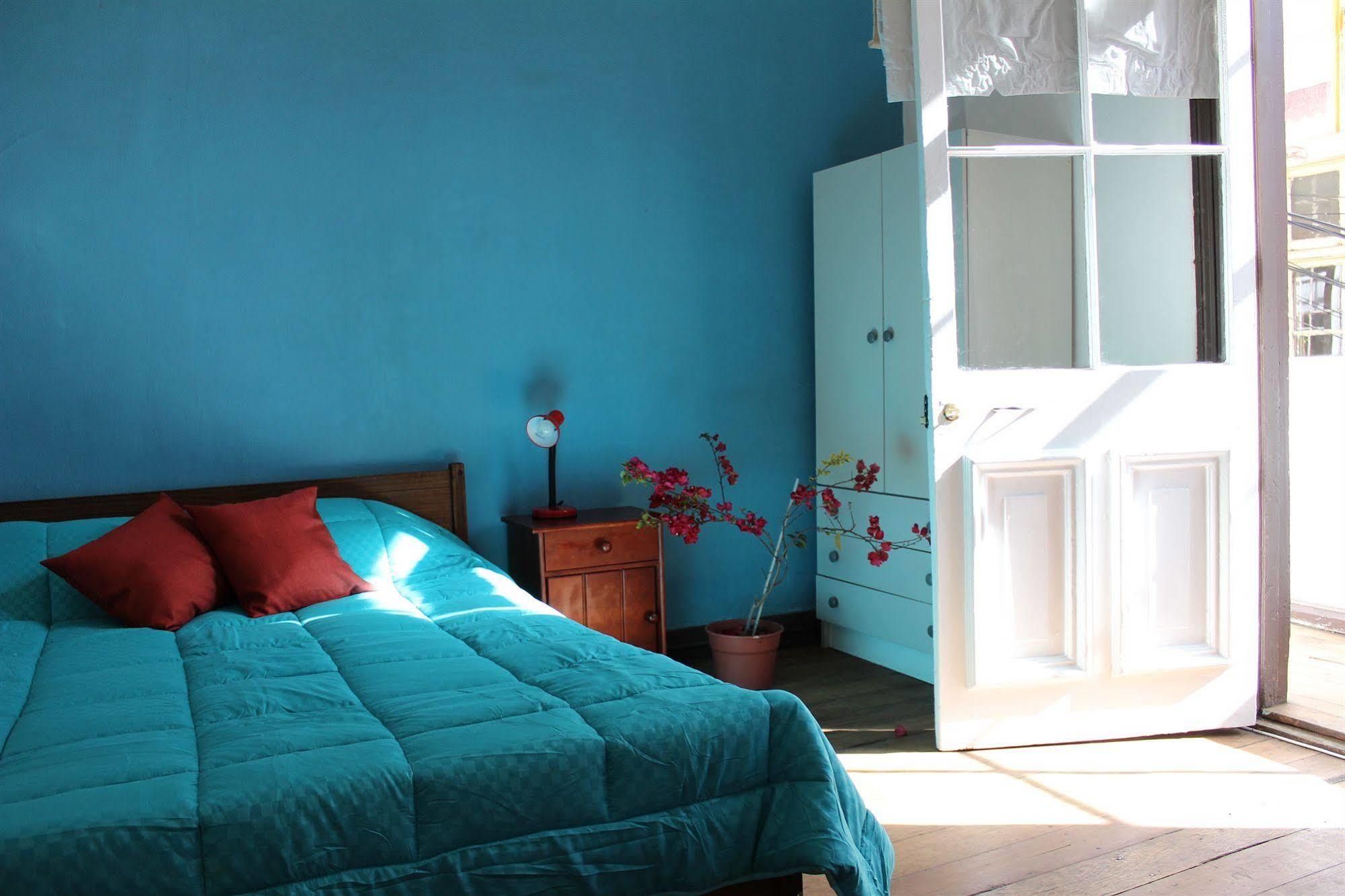 Casa Volante Hostal فالبارايسو المظهر الخارجي الصورة